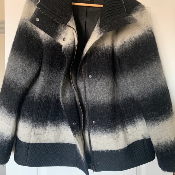 Banana Republic Mohair Jacket - Picture 3 of 7